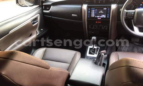 Acheter Occasion Voiture Toyota Fortuner Marron à Mbabane, Manzini Acheter Occasion Voiture Toyota Fortuner Marron à Mbabane, Manzini