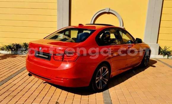Acheter Occasion Voiture BMW 3–Series Rouge à Hlatikulu, Shiselweni District Acheter Occasion Voiture BMW 3–Series Rouge à Hlatikulu, Shiselweni District