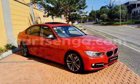 Acheter Occasion Voiture BMW 3–Series Rouge à Hlatikulu, Shiselweni District Acheter Occasion Voiture BMW 3–Series Rouge à Hlatikulu, Shiselweni District