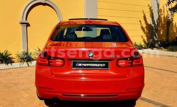 Acheter Occasion Voiture BMW 3–Series Rouge à Hlatikulu, Shiselweni District Acheter Occasion Voiture BMW 3–Series Rouge à Hlatikulu, Shiselweni District