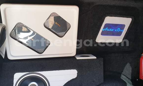 Acheter Occasion Voiture Volkswagen Caddy Bleu à Nhlangano, Shiselweni District Acheter Occasion Voiture Volkswagen Caddy Bleu à Nhlangano, Shiselweni District