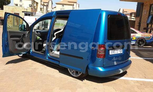 Acheter Occasion Voiture Volkswagen Caddy Bleu à Nhlangano, Shiselweni District Acheter Occasion Voiture Volkswagen Caddy Bleu à Nhlangano, Shiselweni District