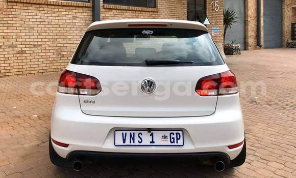 Acheter Occasion Voiture Volkswagen Golf GTI Blanc à Nhlangano, Shiselweni District Acheter Occasion Voiture Volkswagen Golf GTI Blanc à Nhlangano, Shiselweni District