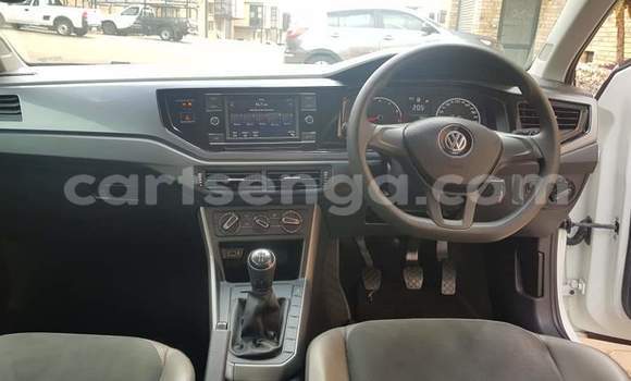 Acheter Occasion Voiture Volkswagen Polo Blanc à Manzini, Manzini Acheter Occasion Voiture Volkswagen Polo Blanc à Manzini, Manzini