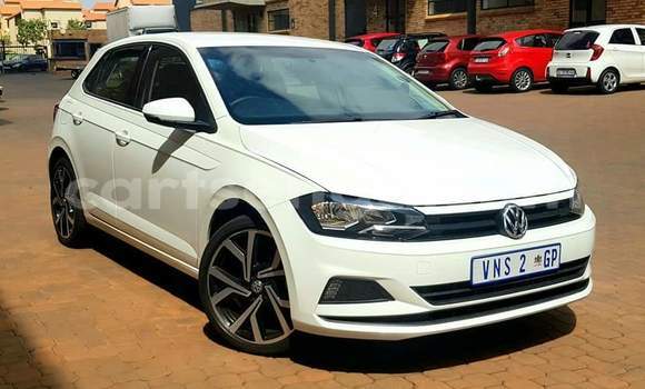 Acheter Occasion Voiture Volkswagen Polo Blanc à Manzini, Manzini Acheter Occasion Voiture Volkswagen Polo Blanc à Manzini, Manzini