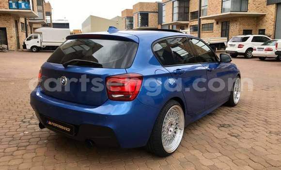 Nunua Ilio tumika BMW 1–Series Blue Gari ndani ya Mbabane nchini Manzini Nunua Ilio tumika BMW 1–Series Blue Gari ndani ya Mbabane nchini Manzini