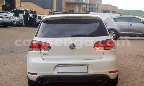 Nunua Ilio tumika Volkswagen Golf GTI White Gari ndani ya Manzini nchini Manzini Nunua Ilio tumika Volkswagen Golf GTI White Gari ndani ya Manzini nchini Manzini