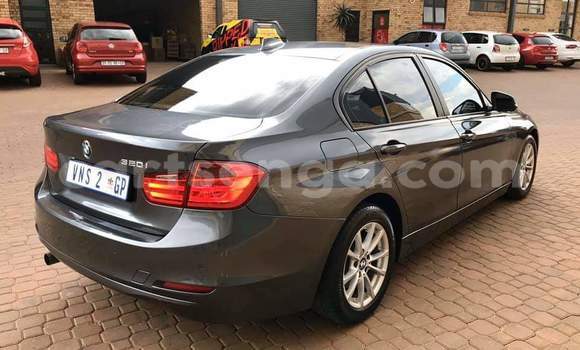 Nunua Ilio tumika BMW 3–Series Silver Gari ndani ya Nhlangano nchini Wilaya ya Shiselweni Nunua Ilio tumika BMW 3–Series Silver Gari ndani ya Nhlangano nchini Wilaya ya Shiselweni