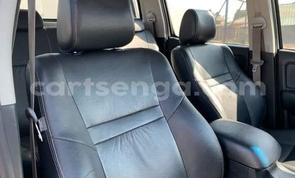 Buy Used Toyota Hilux White Car in Ezulwini in Hhohho Buy Used Toyota Hilux White Car in Ezulwini in Hhohho