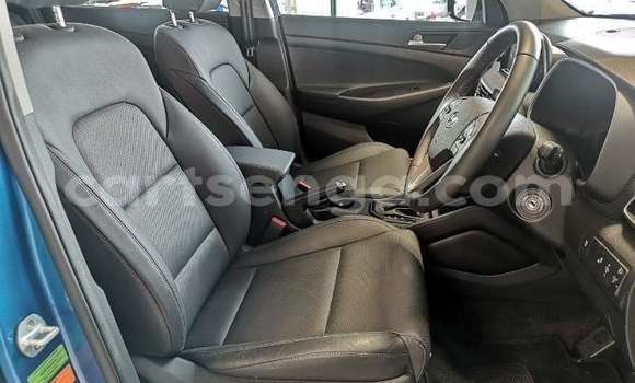 Nunua Ilio tumika Hyundai Tucson Blue Gari ndani ya Ezulwini nchini Hhohho Nunua Ilio tumika Hyundai Tucson Blue Gari ndani ya Ezulwini nchini Hhohho