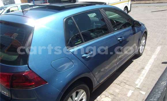 Buy Used Volkswagen Golf Blue Car in Bhunya in Manzini Buy Used Volkswagen Golf Blue Car in Bhunya in Manzini