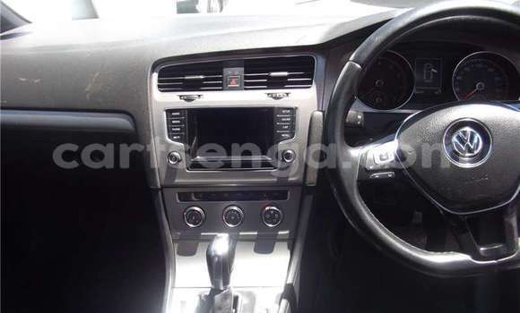 Buy Used Volkswagen Golf Blue Car in Bhunya in Manzini Buy Used Volkswagen Golf Blue Car in Bhunya in Manzini