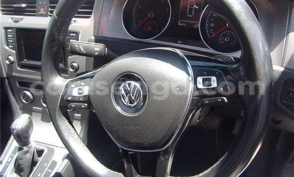 Buy Used Volkswagen Golf Blue Car in Bhunya in Manzini Buy Used Volkswagen Golf Blue Car in Bhunya in Manzini
