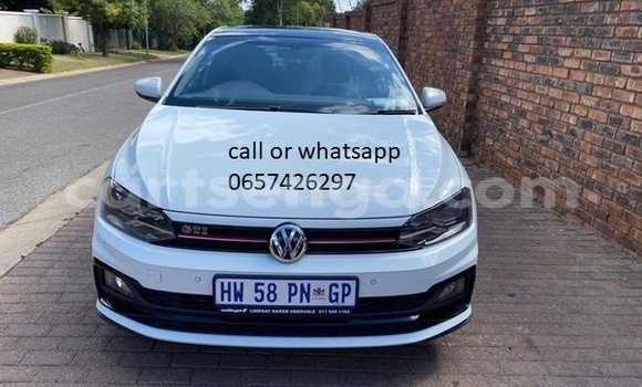 Nunua Ilio tumika Volkswagen Polo GTI White Gari ndani ya Ezulwini nchini Hhohho Nunua Ilio tumika Volkswagen Polo GTI White Gari ndani ya Ezulwini nchini Hhohho
