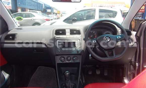 Buy Used Volkswagen Golf Blue Car in Bhunya in Manzini Buy Used Volkswagen Golf Blue Car in Bhunya in Manzini