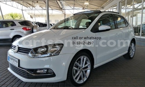 Acheter Occasion Voiture Volkswagen Polo Blanc à Ezulwini, Hhohho Acheter Occasion Voiture Volkswagen Polo Blanc à Ezulwini, Hhohho