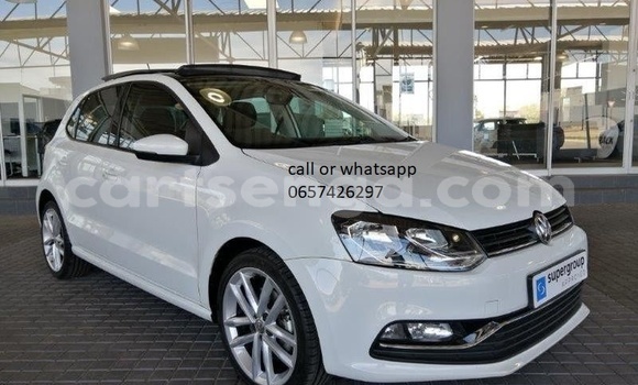 Acheter Occasion Voiture Volkswagen Polo Blanc à Ezulwini, Hhohho Acheter Occasion Voiture Volkswagen Polo Blanc à Ezulwini, Hhohho
