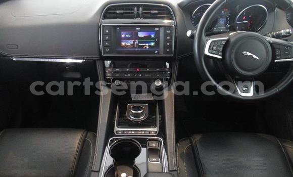 Nunua Ilio tumika Jaguar F-Pace White Gari ndani ya Mbabane nchini Manzini Nunua Ilio tumika Jaguar F-Pace White Gari ndani ya Mbabane nchini Manzini