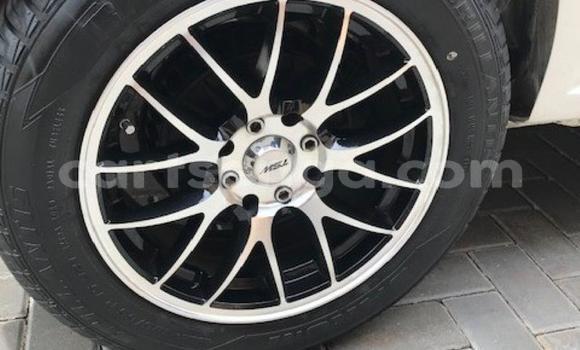 Nunua Ilio tumika Nissan NP 300 White Gari ndani ya Ezulwini nchini Hhohho Nunua Ilio tumika Nissan NP 300 White Gari ndani ya Ezulwini nchini Hhohho