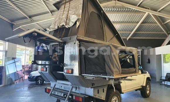 Nunua Ilio tumika Toyota Land Cruiser White Gari ndani ya Bulembu nchini Hhohho Nunua Ilio tumika Toyota Land Cruiser White Gari ndani ya Bulembu nchini Hhohho