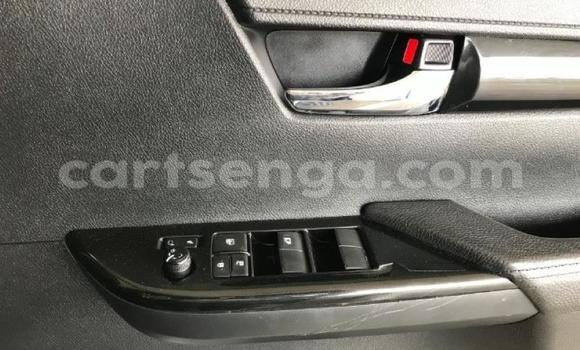 Nunua Ilio tumika Toyota Hilux Silver Gari ndani ya Bulembu nchini Hhohho Nunua Ilio tumika Toyota Hilux Silver Gari ndani ya Bulembu nchini Hhohho