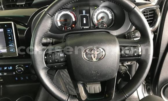 Nunua Ilio tumika Toyota Hilux Silver Gari ndani ya Bulembu nchini Hhohho Nunua Ilio tumika Toyota Hilux Silver Gari ndani ya Bulembu nchini Hhohho