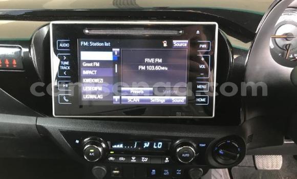 Nunua Ilio tumika Toyota Hilux Silver Gari ndani ya Bulembu nchini Hhohho Nunua Ilio tumika Toyota Hilux Silver Gari ndani ya Bulembu nchini Hhohho