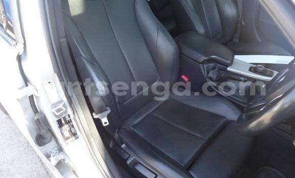 Acheter Occasion Voiture BMW 3–Series Gris à Ezulwini, Hhohho Acheter Occasion Voiture BMW 3–Series Gris à Ezulwini, Hhohho