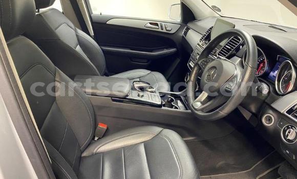 Nunua Ilio tumika Mercedes‒Benz GLE Silver Gari ndani ya Ezulwini nchini Hhohho Nunua Ilio tumika Mercedes‒Benz GLE Silver Gari ndani ya Ezulwini nchini Hhohho