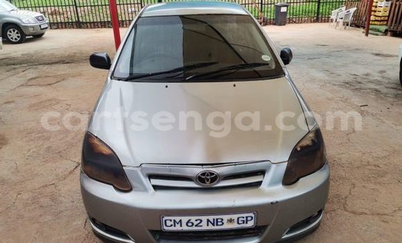 Nunua Ilio tumika Toyota Runx Silver Gari ndani ya Bulembu nchini Hhohho Nunua Ilio tumika Toyota Runx Silver Gari ndani ya Bulembu nchini Hhohho