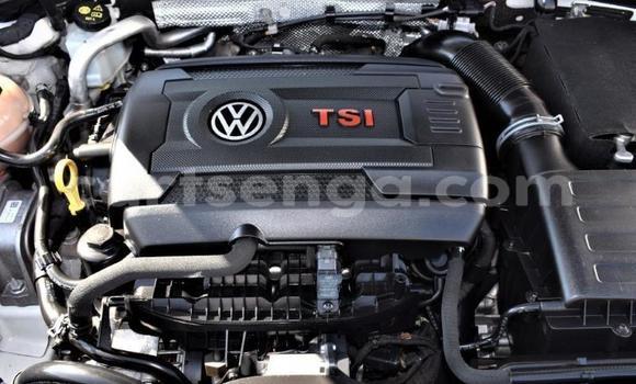 Nunua Ilio tumika Volkswagen Golf GTI White Gari ndani ya Manzini nchini Manzini Nunua Ilio tumika Volkswagen Golf GTI White Gari ndani ya Manzini nchini Manzini