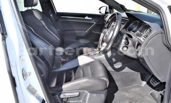 Nunua Ilio tumika Volkswagen Golf GTI White Gari ndani ya Manzini nchini Manzini Nunua Ilio tumika Volkswagen Golf GTI White Gari ndani ya Manzini nchini Manzini