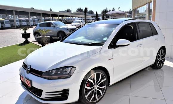 Nunua Ilio tumika Volkswagen Golf GTI White Gari ndani ya Manzini nchini Manzini Nunua Ilio tumika Volkswagen Golf GTI White Gari ndani ya Manzini nchini Manzini