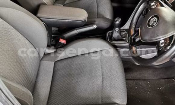 Nunua Ilio tumika Volkswagen Polo Silver Gari ndani ya Mbabane nchini Manzini Nunua Ilio tumika Volkswagen Polo Silver Gari ndani ya Mbabane nchini Manzini