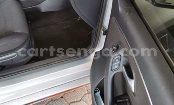 Nunua Ilio tumika Volkswagen Polo Silver Gari ndani ya Mbabane nchini Manzini Nunua Ilio tumika Volkswagen Polo Silver Gari ndani ya Mbabane nchini Manzini