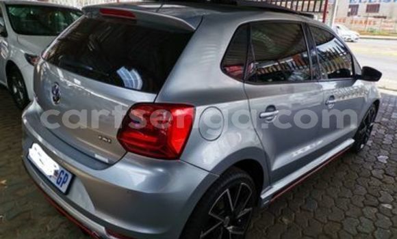 Nunua Ilio tumika Volkswagen Polo Silver Gari ndani ya Mbabane nchini Manzini Nunua Ilio tumika Volkswagen Polo Silver Gari ndani ya Mbabane nchini Manzini