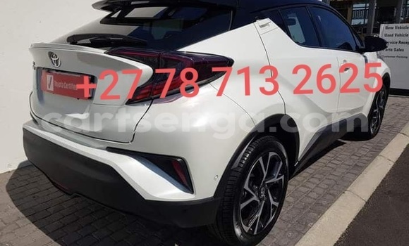 Acheter Occasion Voiture Toyota RAV4 Blanc à Bulembu, Hhohho Acheter Occasion Voiture Toyota RAV4 Blanc à Bulembu, Hhohho