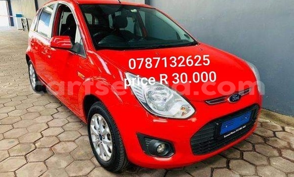 Nunua Ilio tumika Ford Fiesta Red Gari ndani ya Ezulwini nchini Hhohho