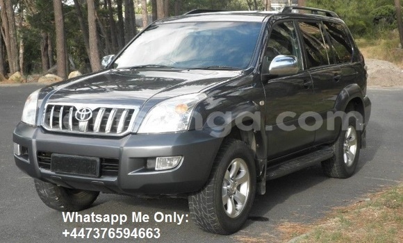 Acheter Occasion Voiture Toyota Land Cruiser Prado Gris à Mbabane, Manzini