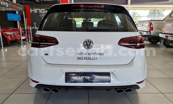 Buy Used Volkswagen Golf GTI White Car in Hlatikulu in Shiselweni District Buy Used Volkswagen Golf GTI White Car in Hlatikulu in Shiselweni District