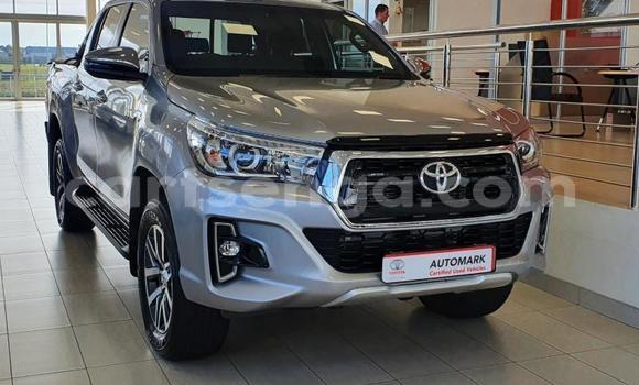 Buy Used Toyota Hilux Silver Car in Mbabane in Manzini Buy Used Toyota Hilux Silver Car in Mbabane in Manzini