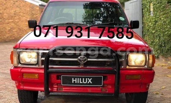 Buy Used Toyota Hilux Red Car in Ezulwini in Hhohho Buy Used Toyota Hilux Red Car in Ezulwini in Hhohho