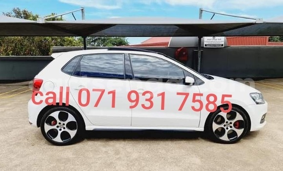 Buy Used Volkswagen Polo White Car in Ezulwini in Hhohho Buy Used Volkswagen Polo White Car in Ezulwini in Hhohho