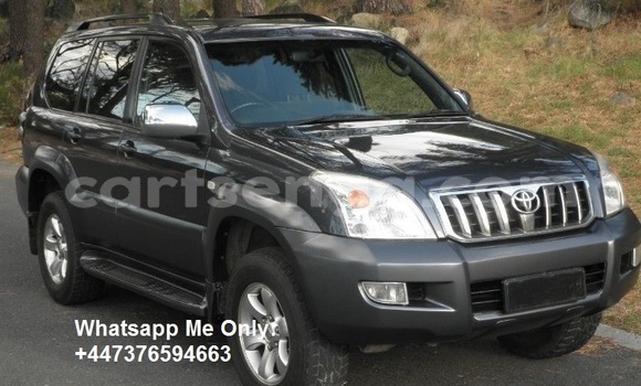 Buy Used Toyota Land Cruiser Prado Silver Car in Mbabane in Manzini