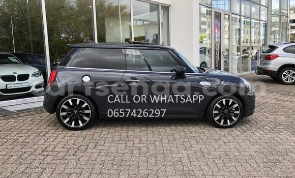 Buy Used MINI Cooper Silver Car in Bulembu in Hhohho Buy Used MINI Cooper Silver Car in Bulembu in Hhohho