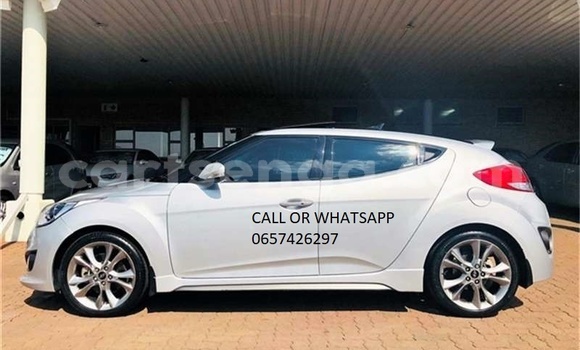 Acheter Occasion Voiture Hyundai Veloster Blanc à Ezulwini, Hhohho Acheter Occasion Voiture Hyundai Veloster Blanc à Ezulwini, Hhohho