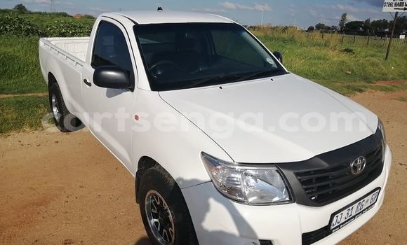 Buy Used Toyota Hilux White Car in Big Bend in Lubombo Buy Used Toyota Hilux White Car in Big Bend in Lubombo