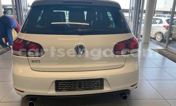 Nunua Ilio tumika Volkswagen Golf GTI White Gari ndani ya Manzini nchini Manzini Nunua Ilio tumika Volkswagen Golf GTI White Gari ndani ya Manzini nchini Manzini