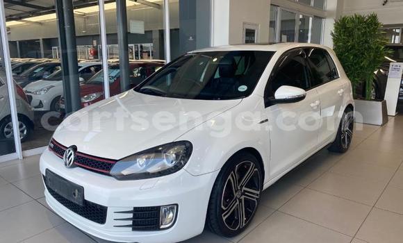 Nunua Ilio tumika Volkswagen Golf GTI White Gari ndani ya Manzini nchini Manzini Nunua Ilio tumika Volkswagen Golf GTI White Gari ndani ya Manzini nchini Manzini