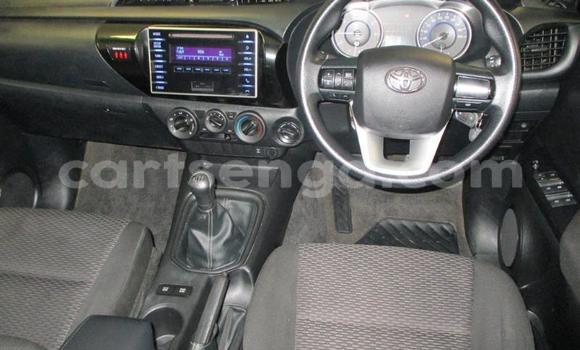 Acheter Occasion Voiture Toyota Hilux Blanc à Manzini, Manzini Acheter Occasion Voiture Toyota Hilux Blanc à Manzini, Manzini